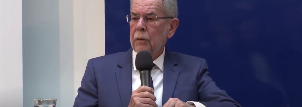 Alexander van der Bellen (VDB) zum Kopftuch